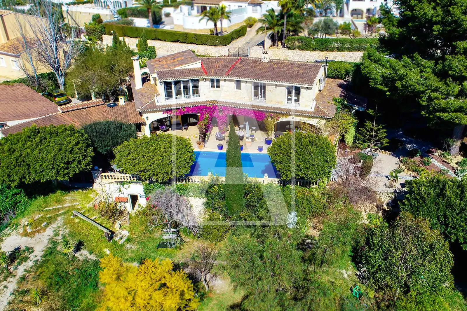 Vista exterior de Finca rústica en venda en Calpe / Calp amb Aire condicionat, Calefacció i Jardí privat
