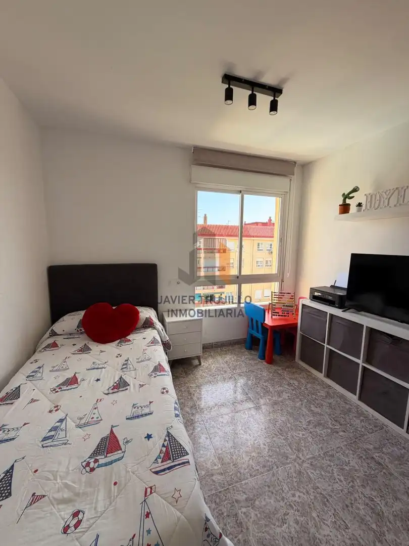 Schlafzimmer von Dachboden zum Verkauf in Vélez-Málaga mit Terrasse und Schwimmbad