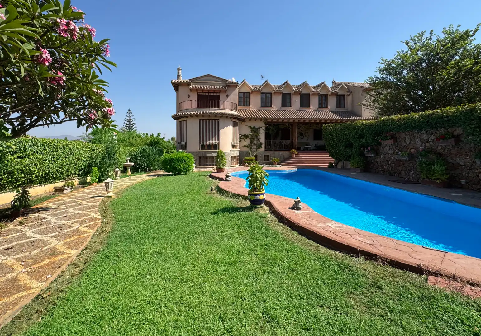 Jardí de Casa o xalet en venda en Alhaurín de la Torre amb Aire condicionat, Calefacció i Jardí privat