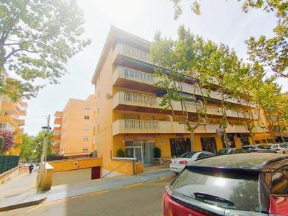 Exterior view of Flat for sale in Salou  with Terrace, Storage room and Furnished