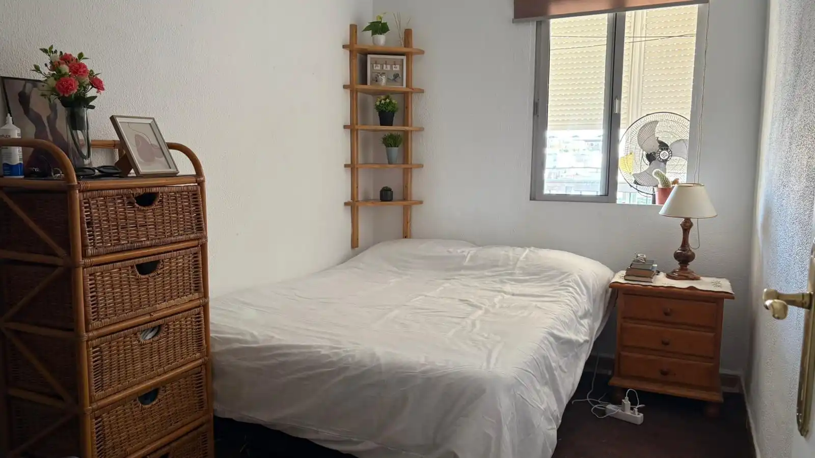 Bedroom of Flat for sale in Sevilla