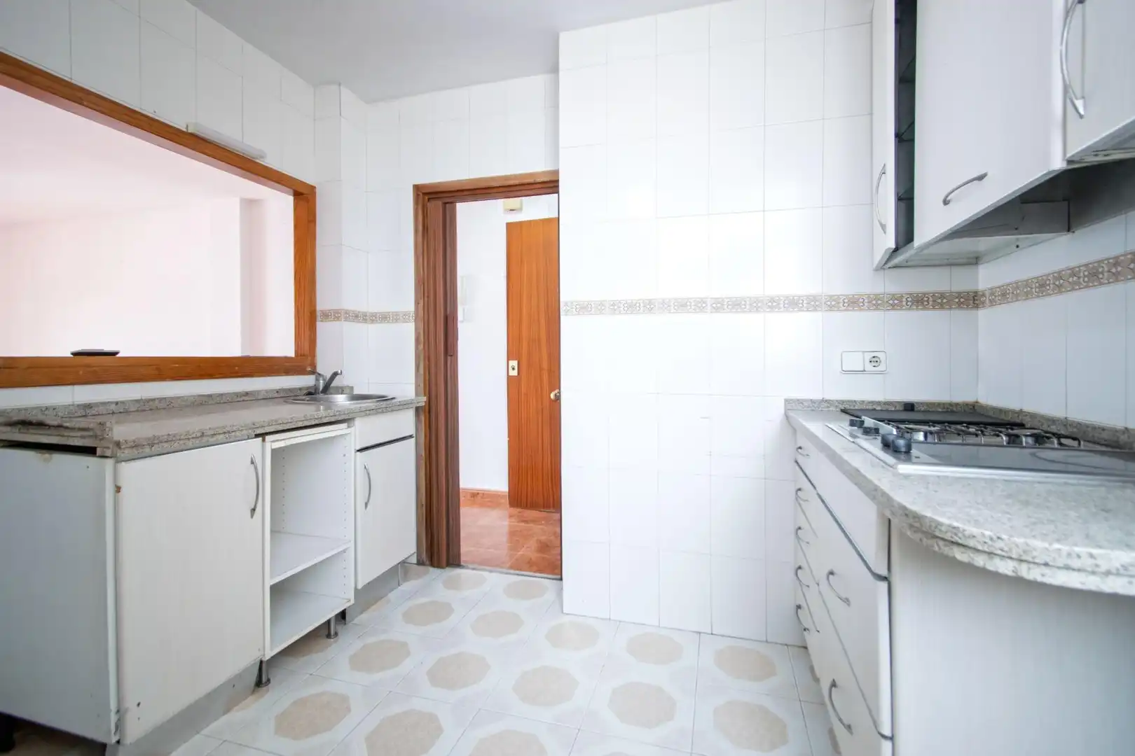 Cocina de Piso en venta en San Pablo - Santa Justa