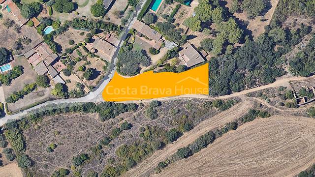 Terreno residencial en Venta en Carrer de la Font en Mont-ras