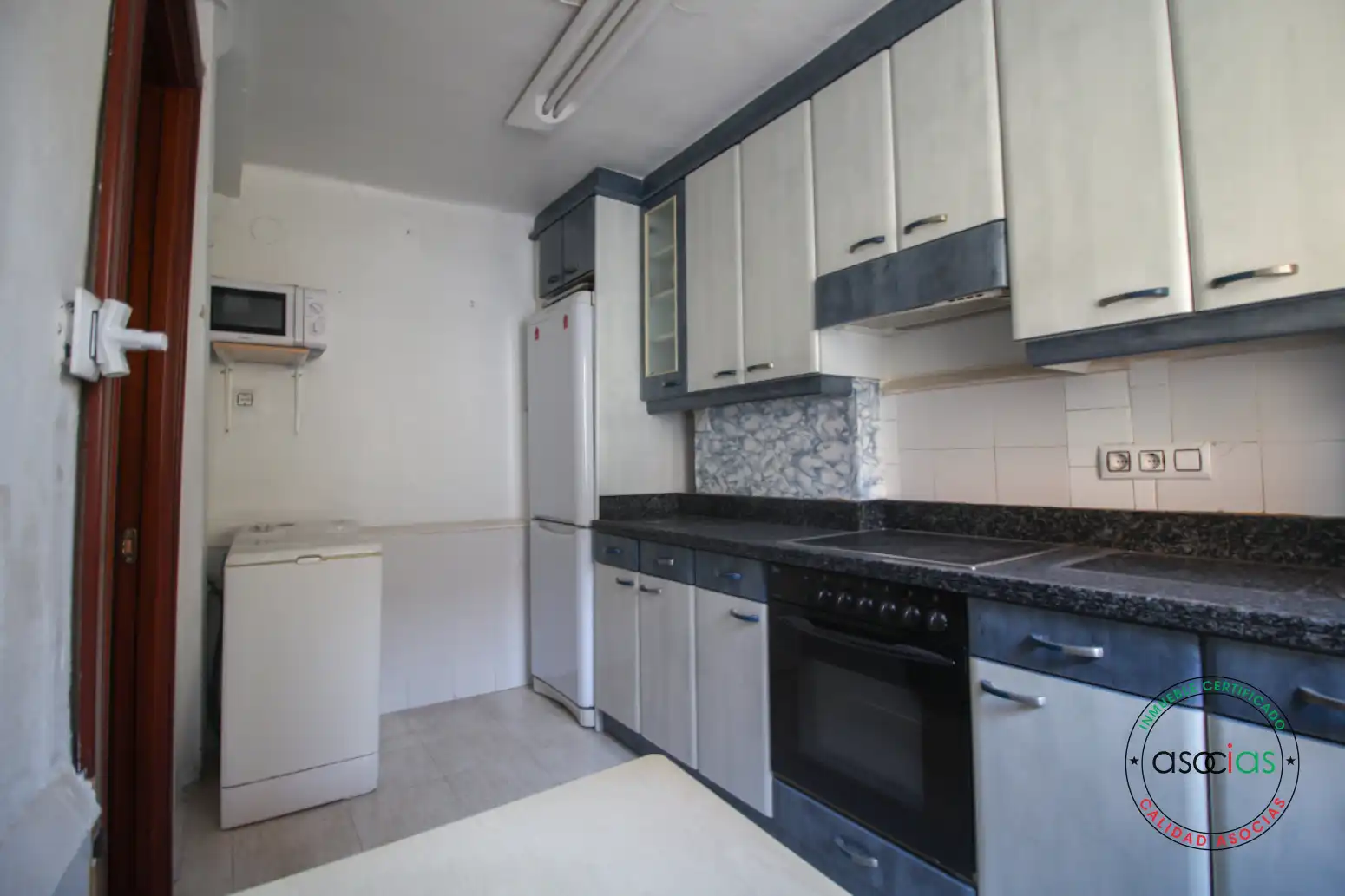 Cocina de Ático en venta en Gijón  con Calefacción y Trastero