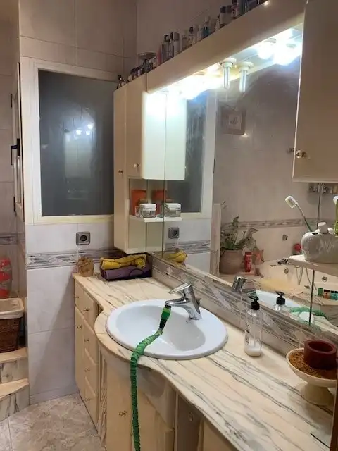 Baño de Piso en venta en Vinaixa con Aire acondicionado, Calefacción y Amueblado