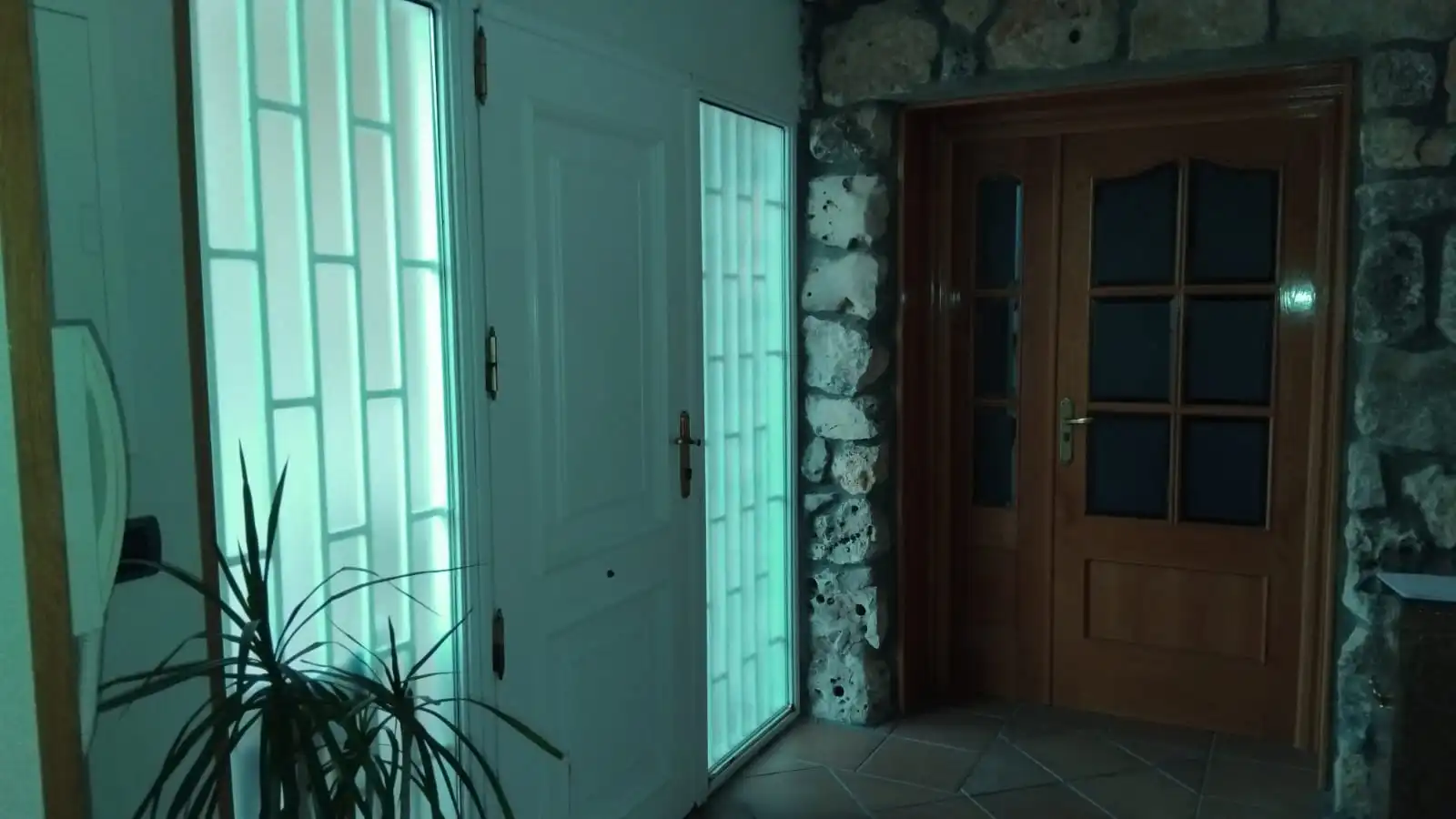 Houses for sale in Buendía  with Air Conditioner, Heating and Private garden