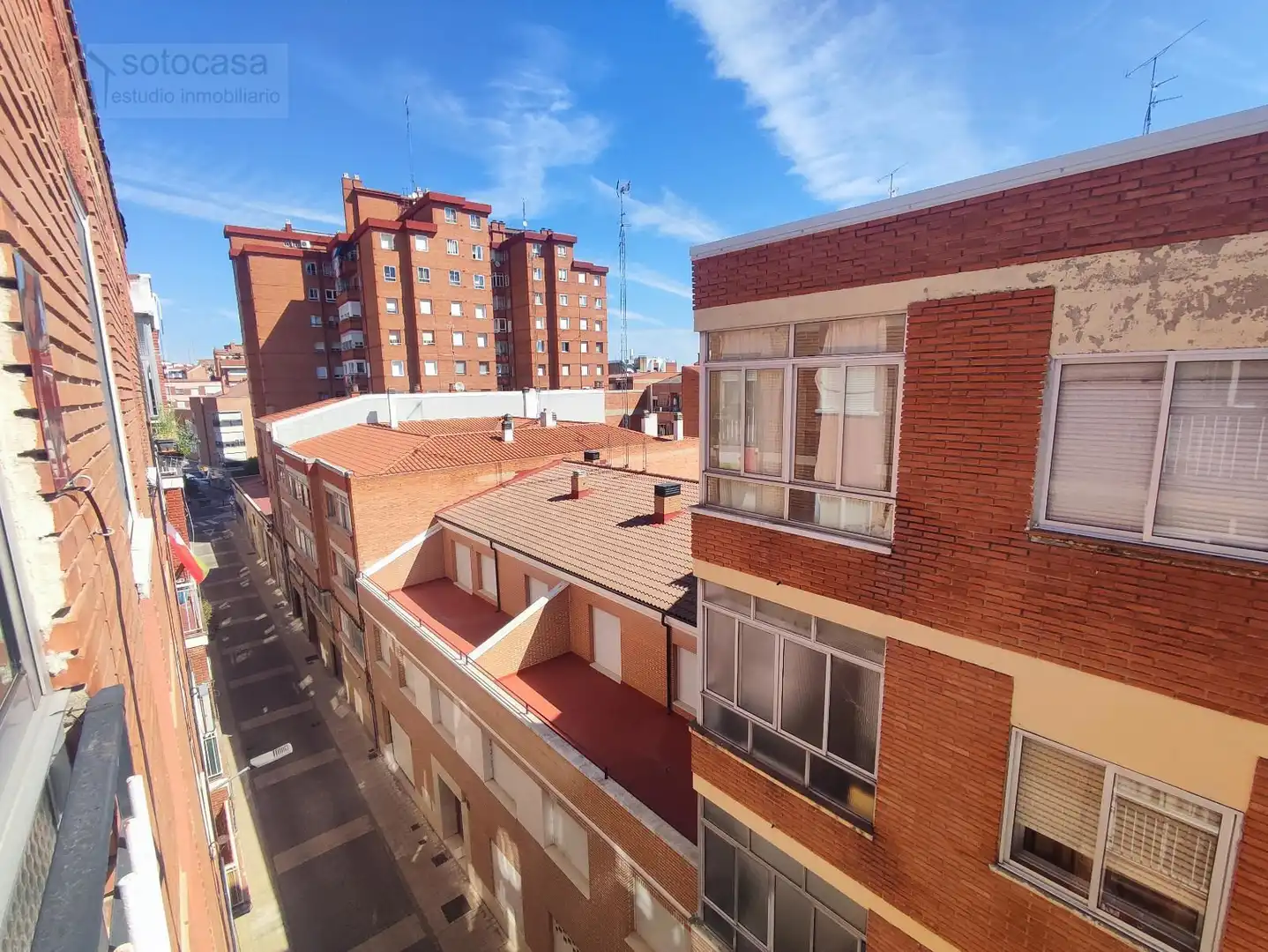 Vista exterior de Pis en venda en Valladolid amb Calefacció, Terrassa i Alarma