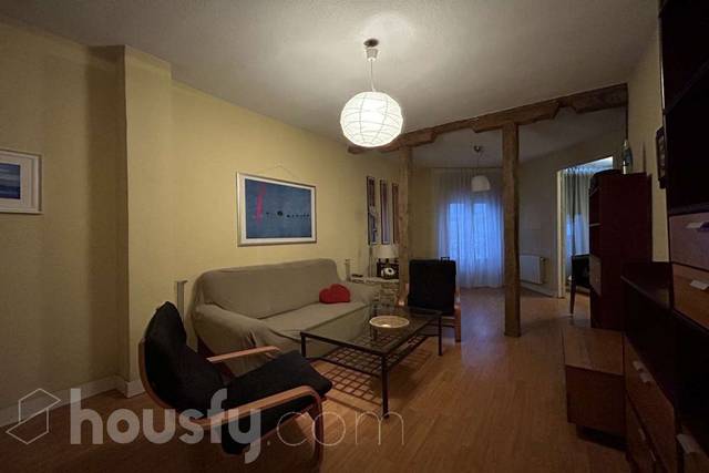 Piso en Alquiler en Calle de Miguel Servet, . en Embajadores - Lavapiés