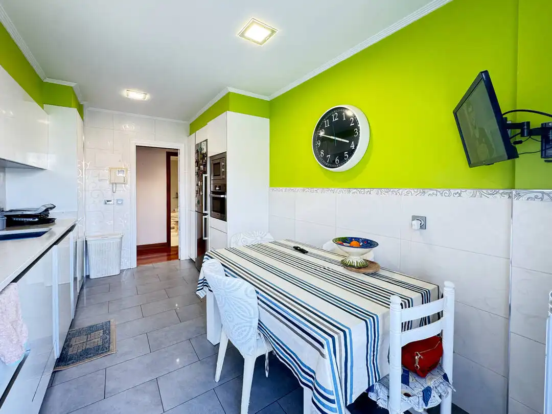 Cocina de Piso en venta en Urretxu con Calefacción, Trastero y Balcón