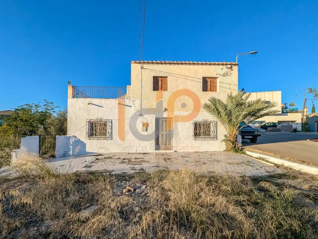 Vista exterior de Casa o xalet en venda en Huércal-Overa amb Jardí privat i Terrassa