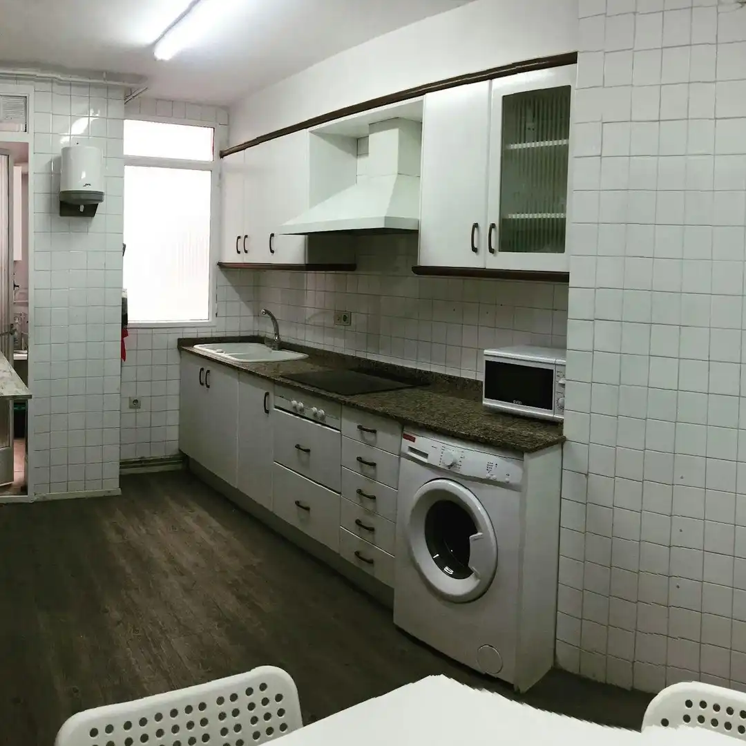 Kitchen of Flat for share in Valencia  with Heating, Washing machine and Internet