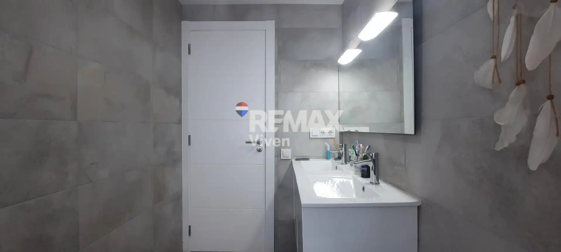 Baño de Casa o chalet en venta en Canyelles con Aire acondicionado, Calefacción y Jardín privado
