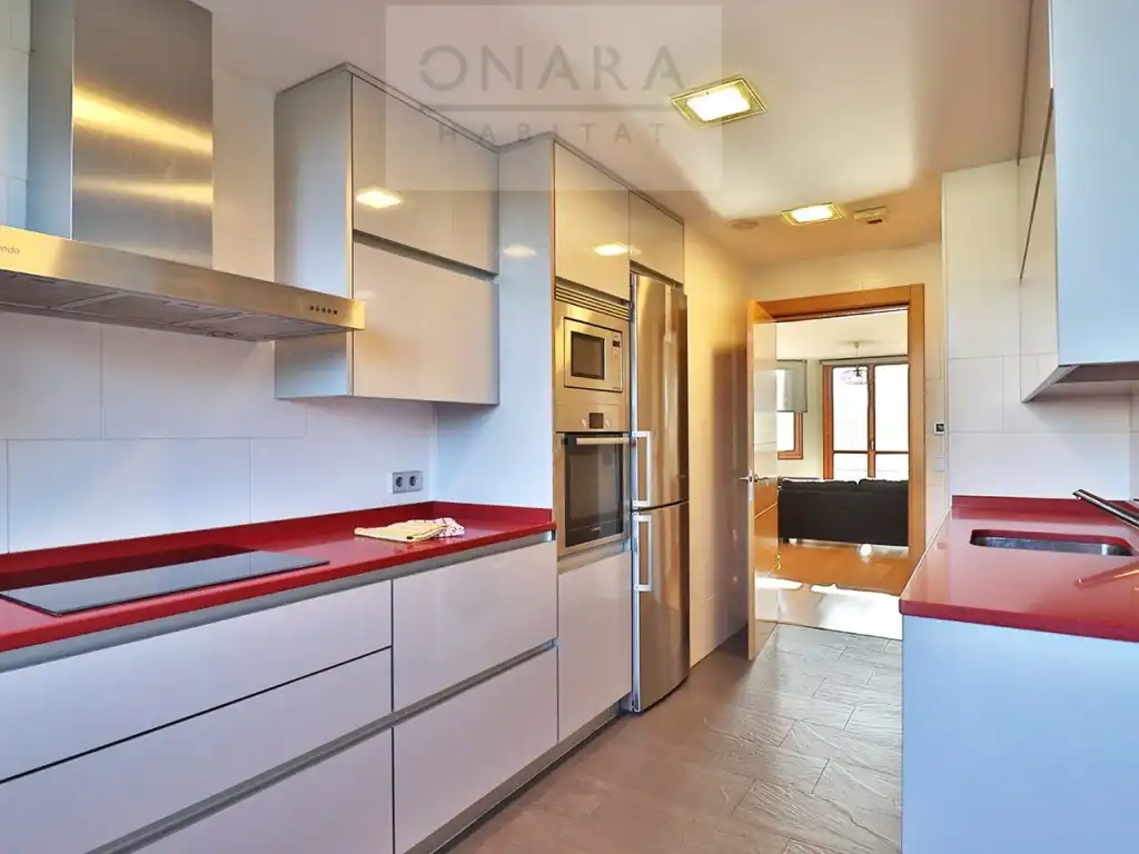 Kitchen of Duplexes for sale in Hondarribia
