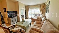 Living room of Flat for sale in Sitges  with Air Conditioner, Heating and Terrace