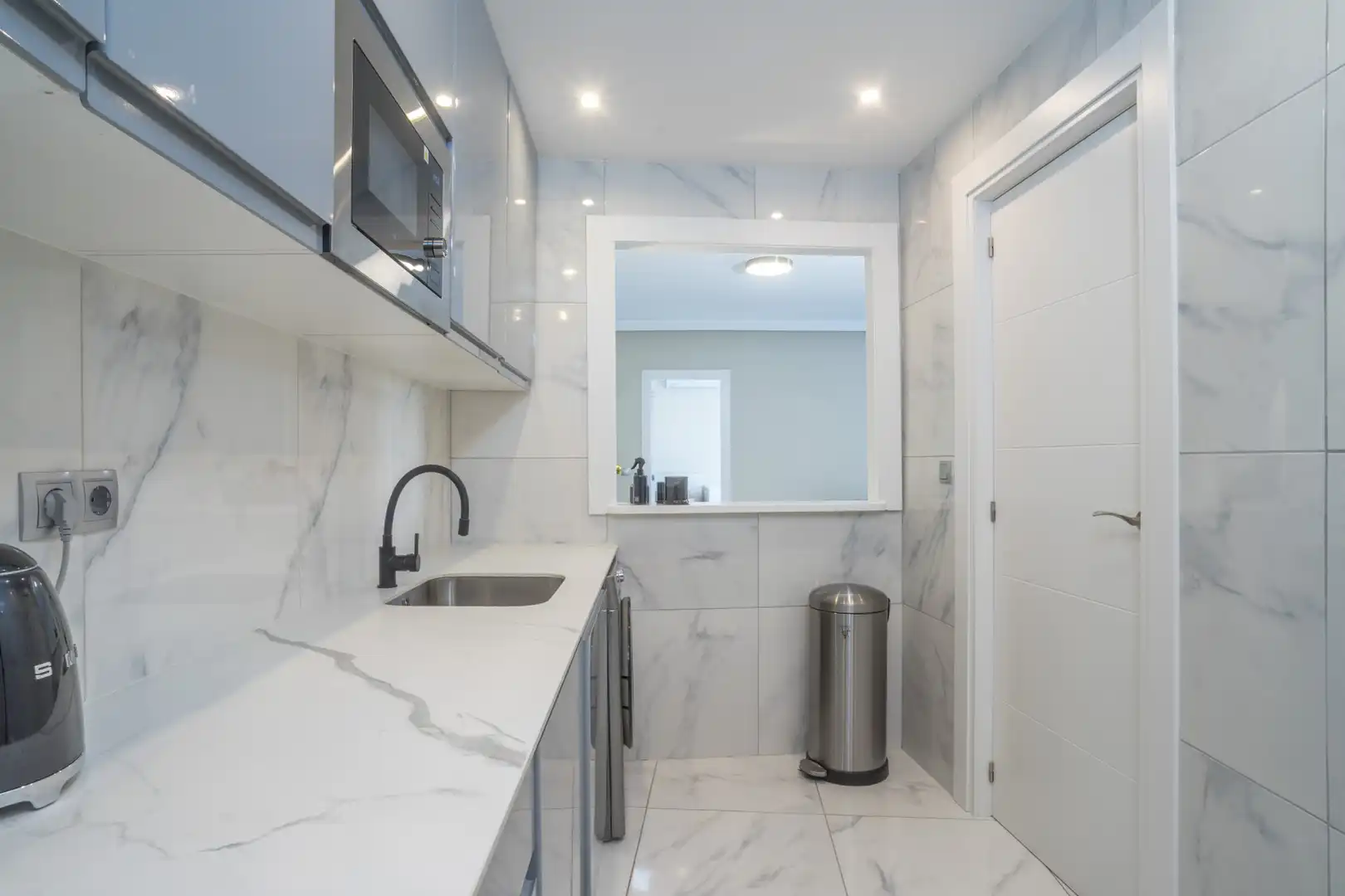 Cocina de Planta baja en venta en Marbella con Aire acondicionado, Terraza y Piscina