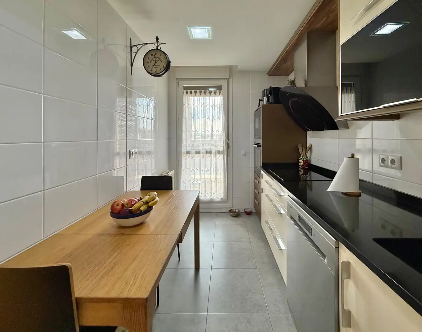 Kitchen of Flat for sale in Tudela  with Air Conditioner, Heating and Parquet flooring