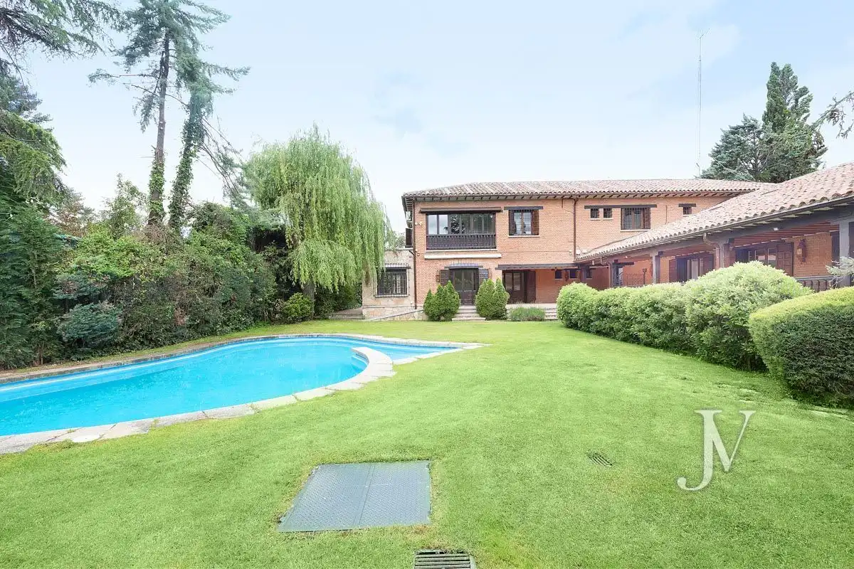 Garden of Houses for rent in Madrid  with Air Conditioner, Heating and Private garden