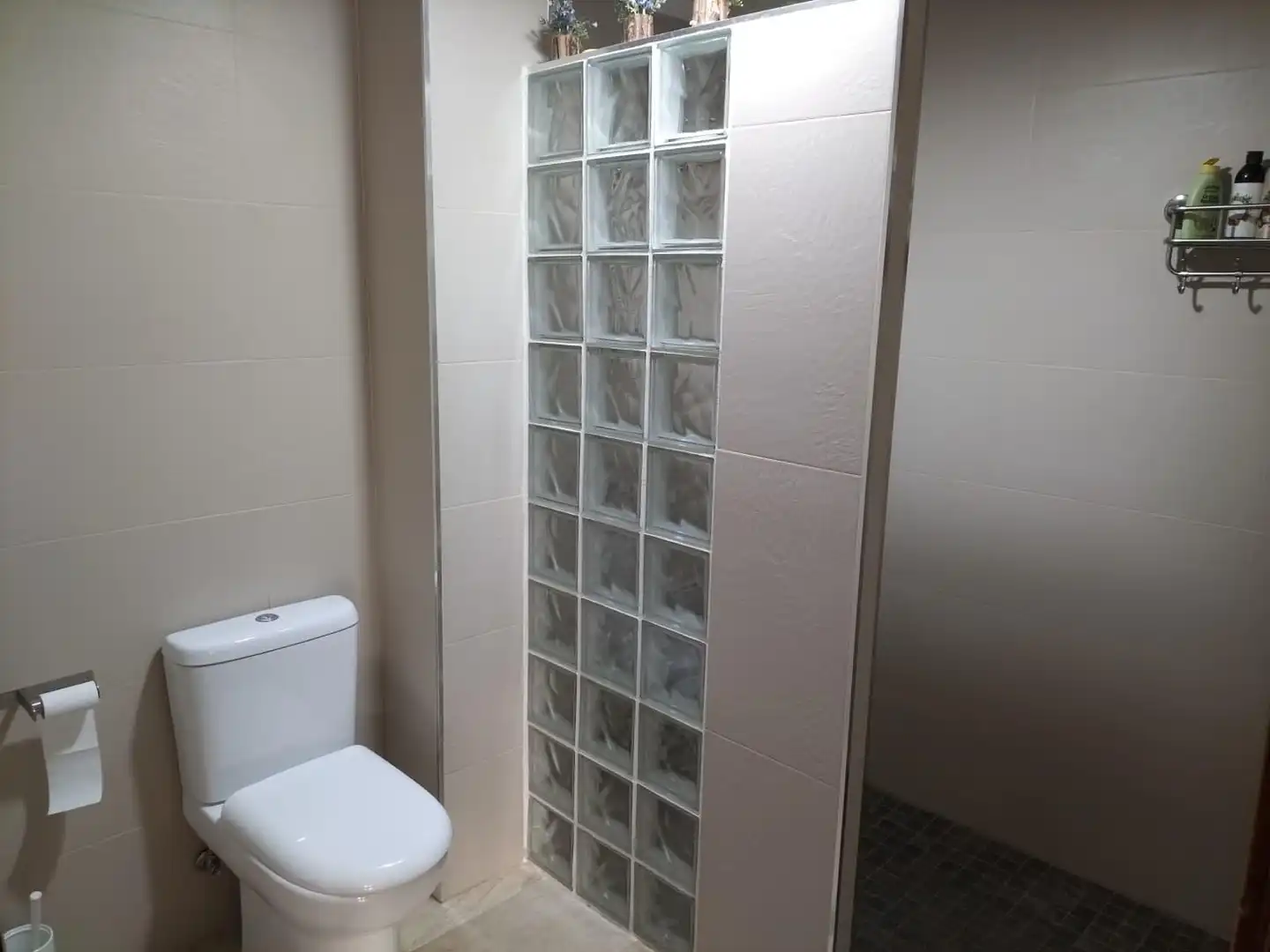 Baño de Piso en venta en Palencia con Calefacción, Parquet y Balcón