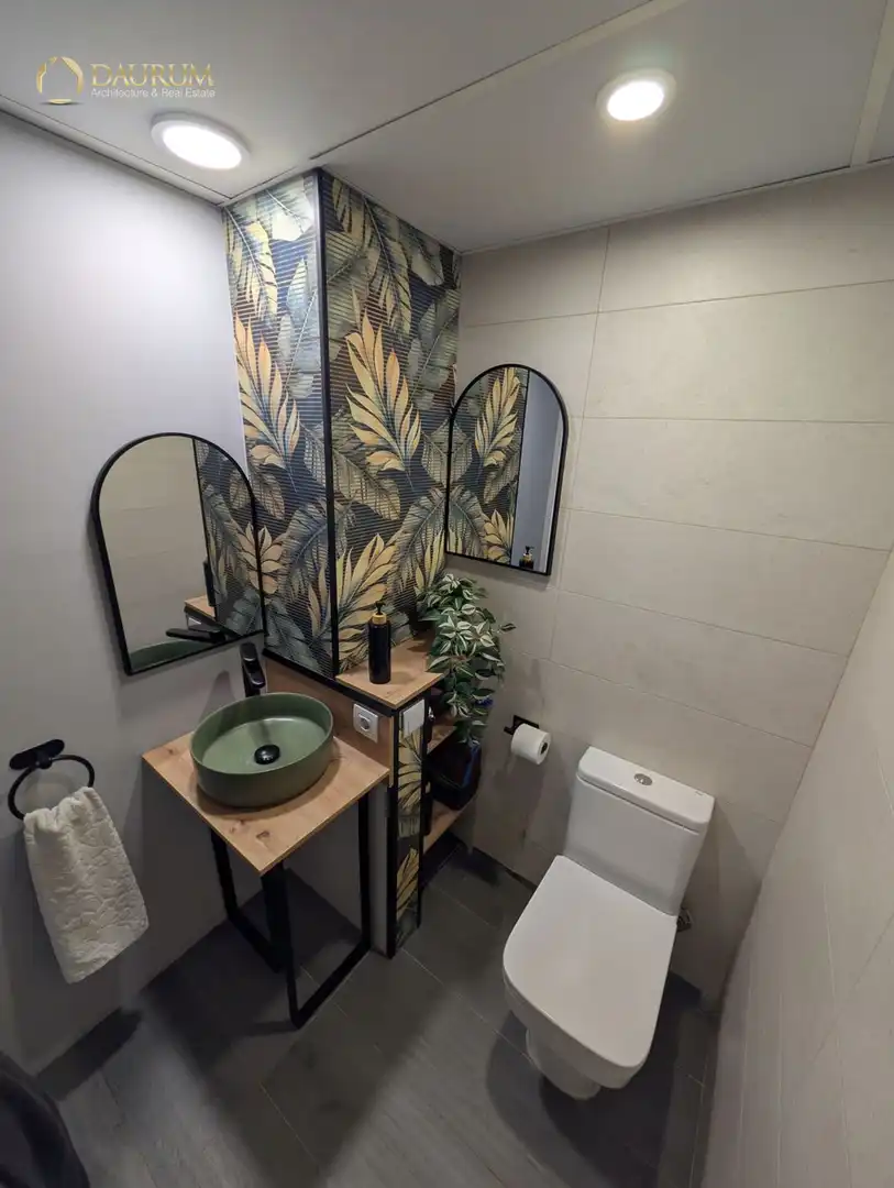 Baño de Piso en venta en Alicante / Alacant con Aire acondicionado, Calefacción y Terraza