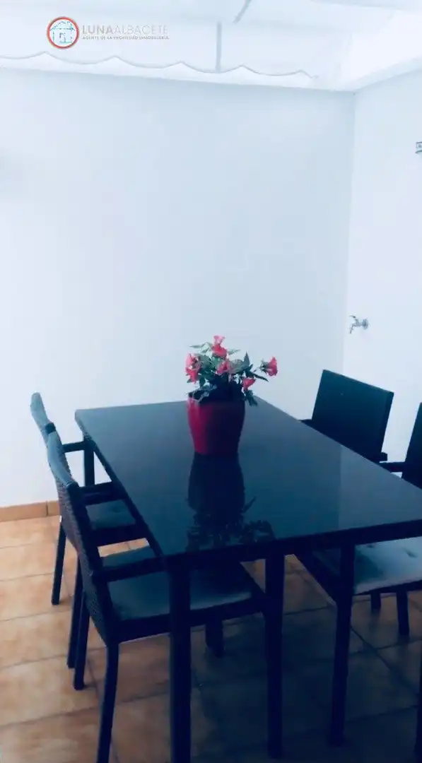 Esszimmer von Einfamilien-Reihenhaus zur Miete in Albacete mit Heizung und Terrasse