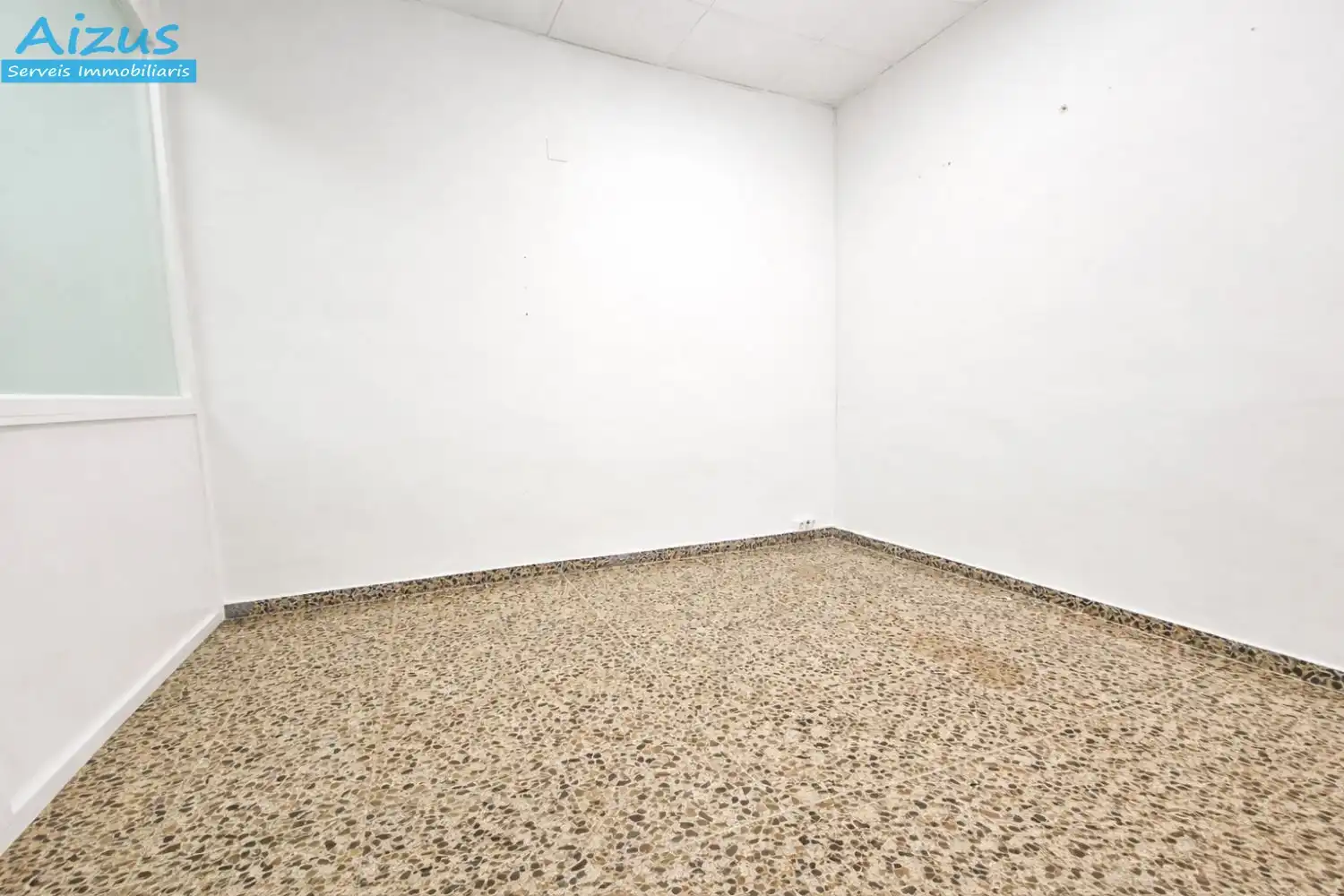 Local comercial en alquiler en Centre - Eixample – Can Llobet, imagen 5