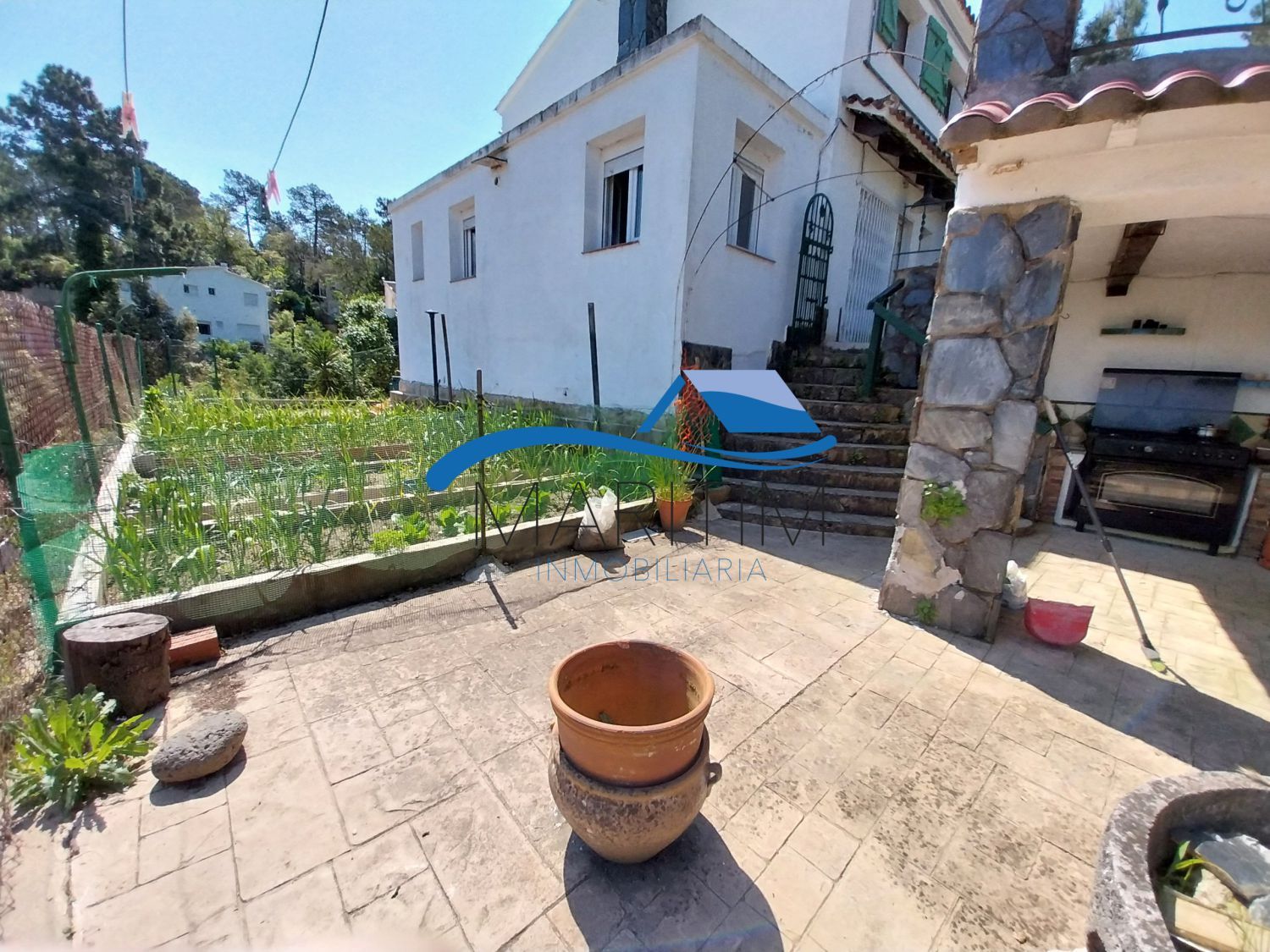 Vista exterior de Casa o xalet en venda en Lloret de Mar amb Calefacció, Jardí privat i Terrassa
