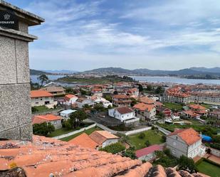 Vista exterior de Casa adosada en venda en Baiona amb Calefacció, Terrassa i Traster