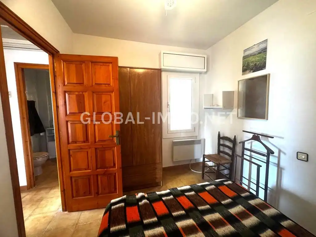 Dormitori de Apartament en venda en Roses amb Aire condicionat, Calefacció i Terrassa
