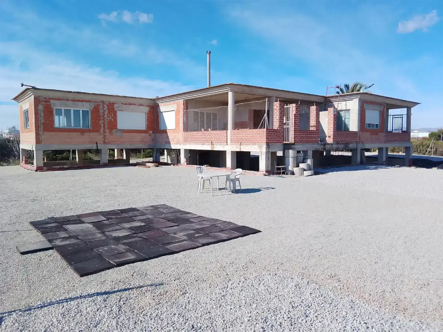 Vista exterior de Casa o xalet en venda en Orihuela amb Piscina i Balcó