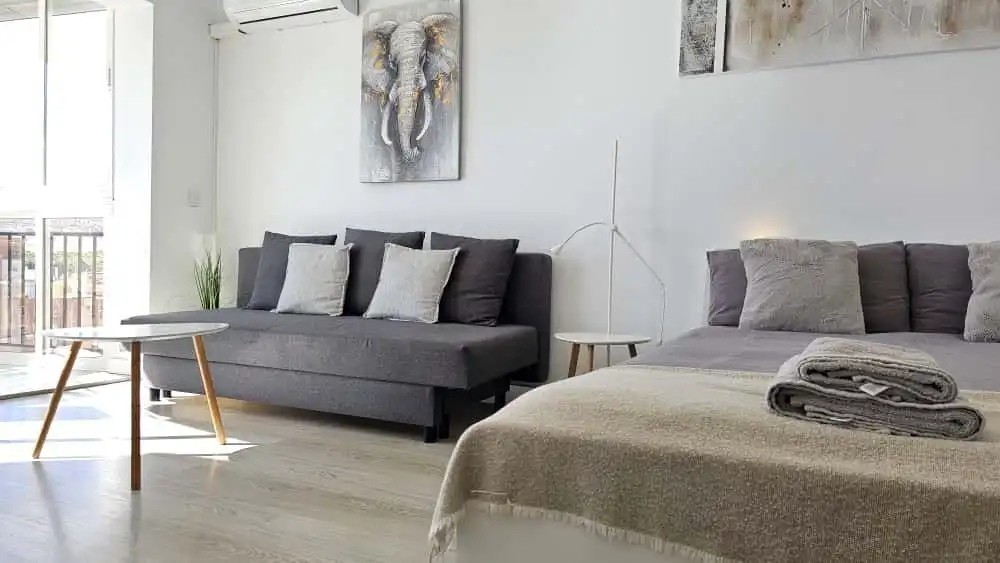 Sala de estar de Estudio en venta en Torremolinos con Aire acondicionado, Calefacción y Amueblado