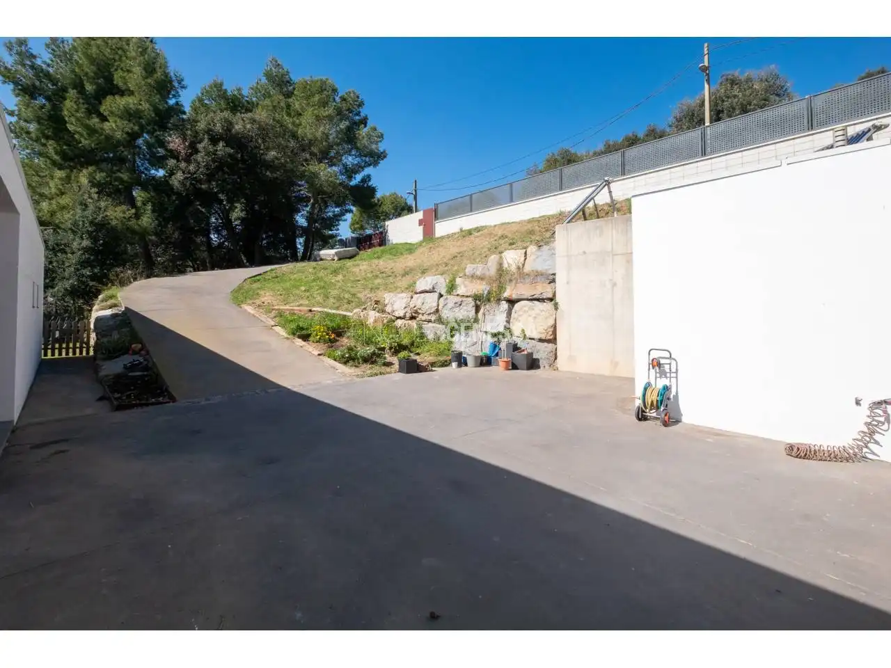 Parking de Casa o chalet en venta en Matadepera con Aire acondicionado, Calefacción y Jardín privado