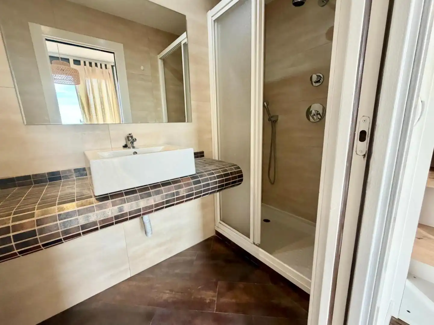 Baño de Piso en venta en Villanueva de Gállego con Terraza, Trastero y Amueblado