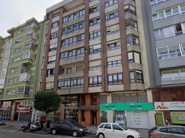 Flat with lift for sale in CASTILLA 81