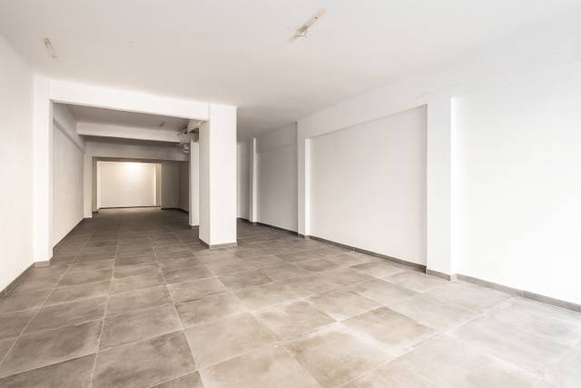 Local comercial en Venta en Carrer de Sant Lluís en Diagonal - Colomeres