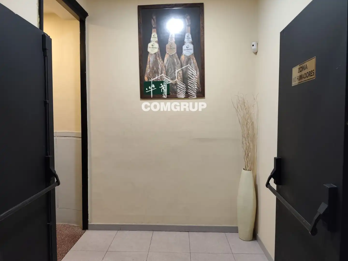 Commercial properties for transfer in Mataró  with Air Conditioner and Internet