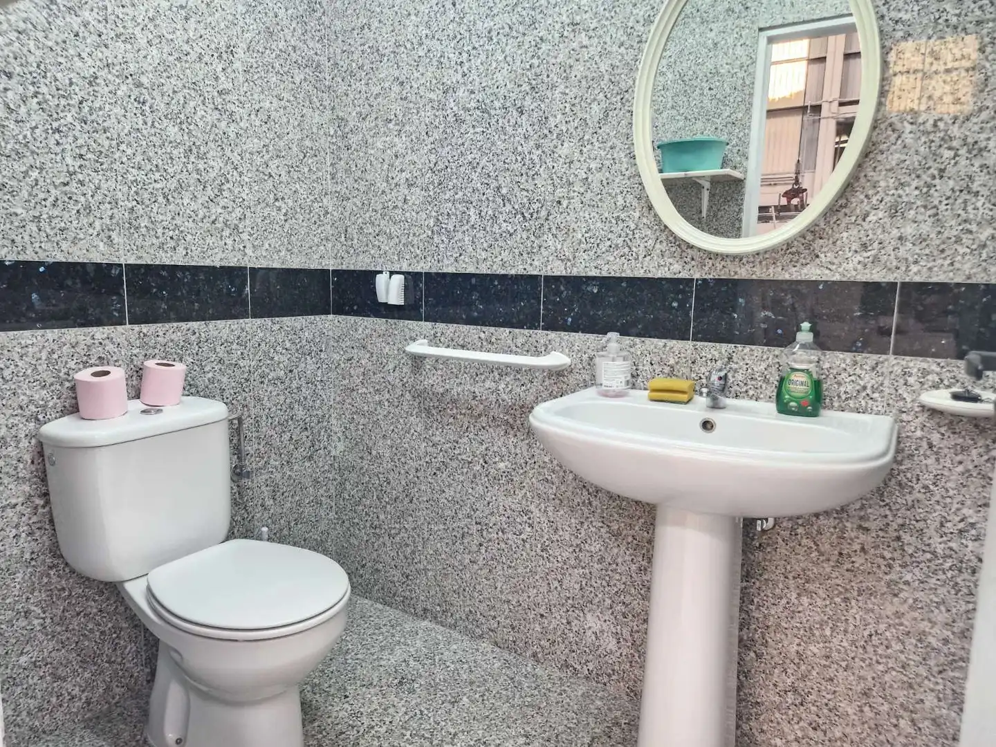 Bathroom of Industrial buildings for rent in Noia
