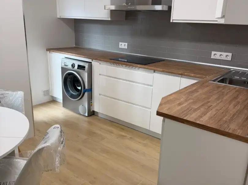 Piso de alquiler en La Línea de la Concepción, Cádiz