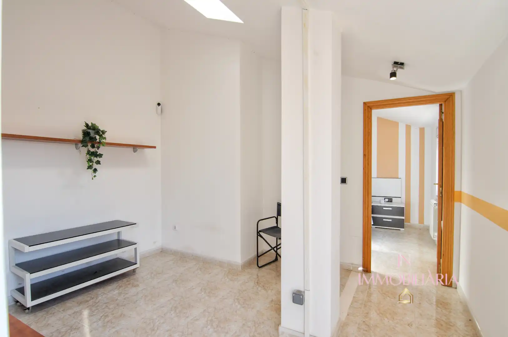 Maisonette zum Verkauf in Esparreguera mit Klimaanlage, Heizung und Terrasse