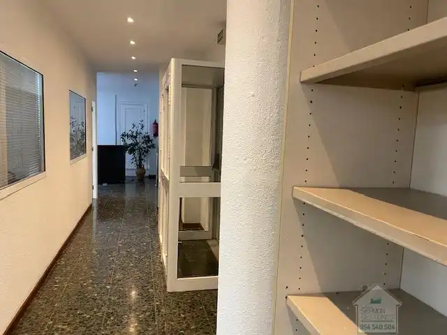 Büro zum Verkauf in Sevilla mit Klimaanlage
