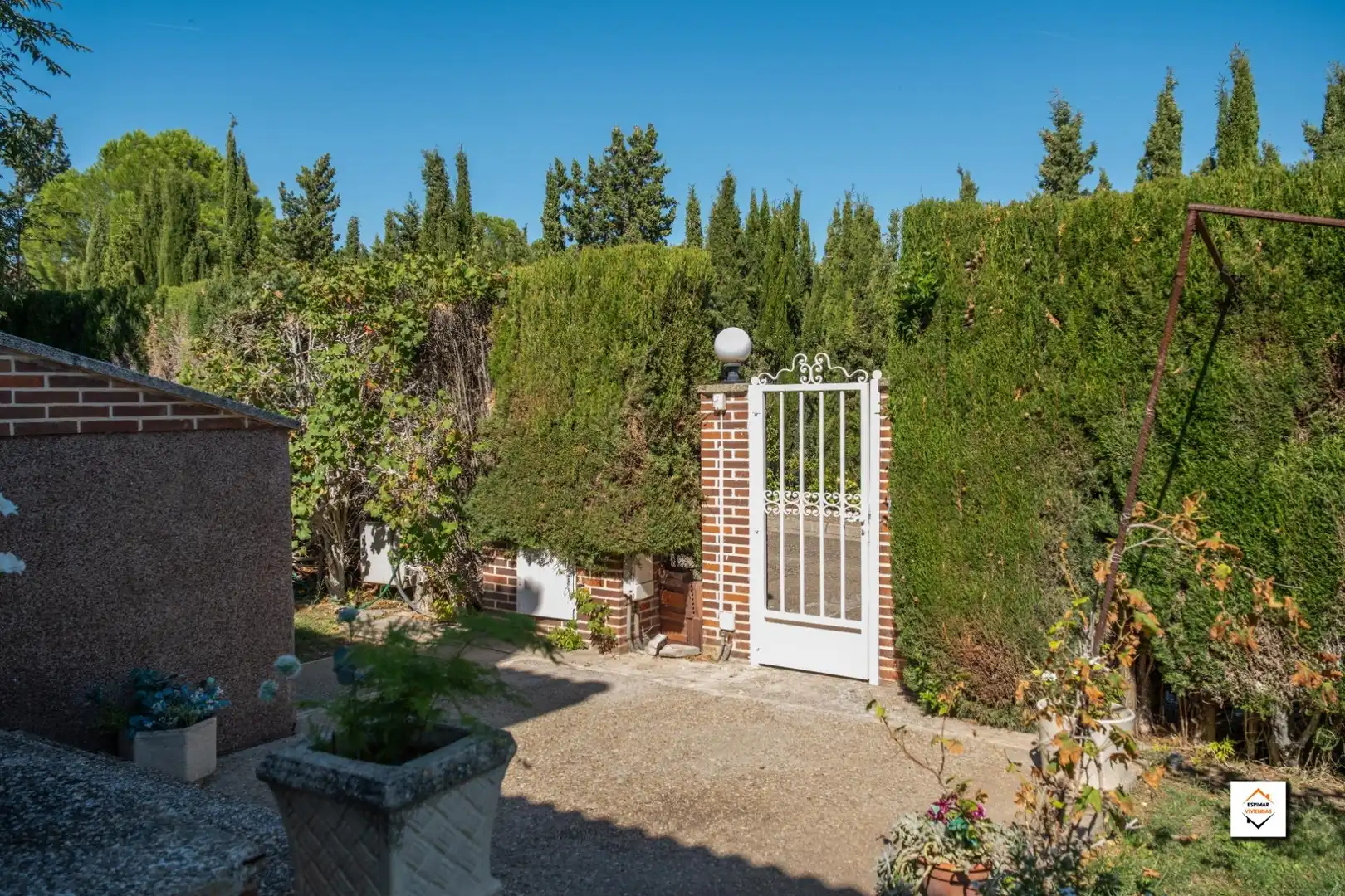 Garden of Houses for sale in Zaragoza  with Air Conditioner, Heating and Private garden
