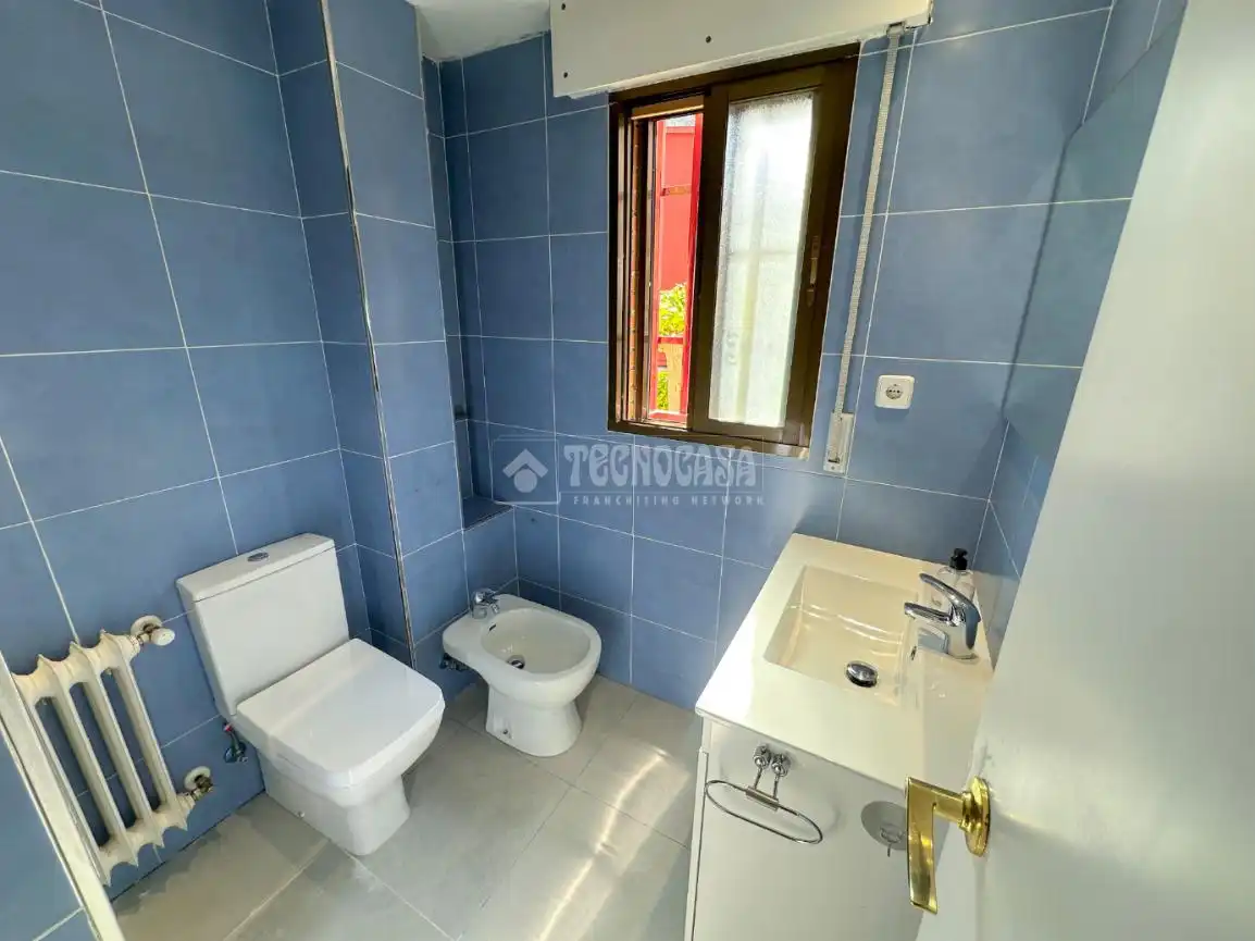 Baño de Piso en venta en Collado Villalba con Calefacción, Terraza y Trastero