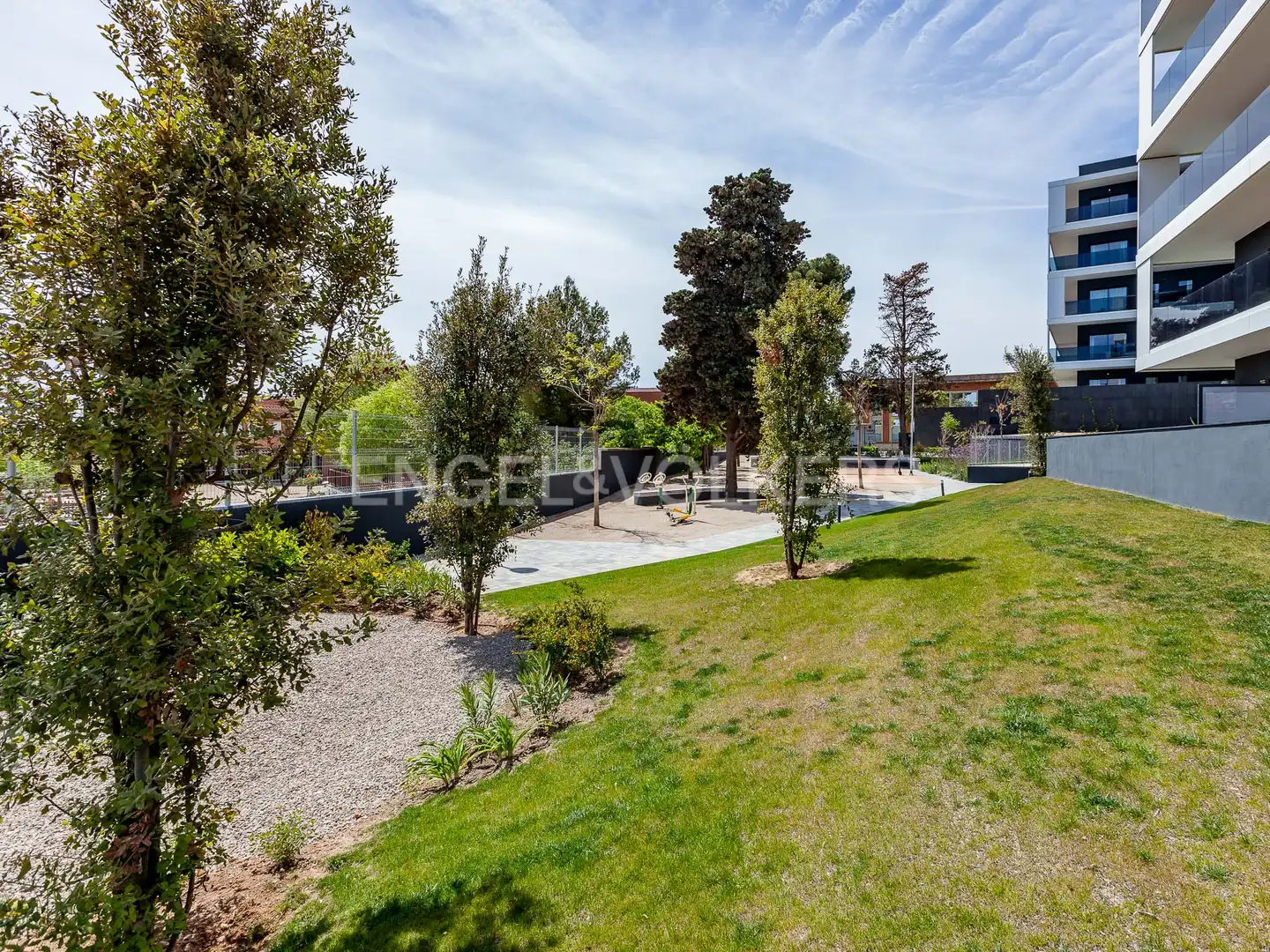Piso de alquiler en Esplugues de Llobregat con Aire acondicionado, Calefacción y Jardín privado
