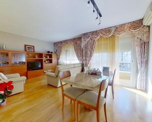 Living room of Single-family semi-detached for sale in Barberà del Vallès