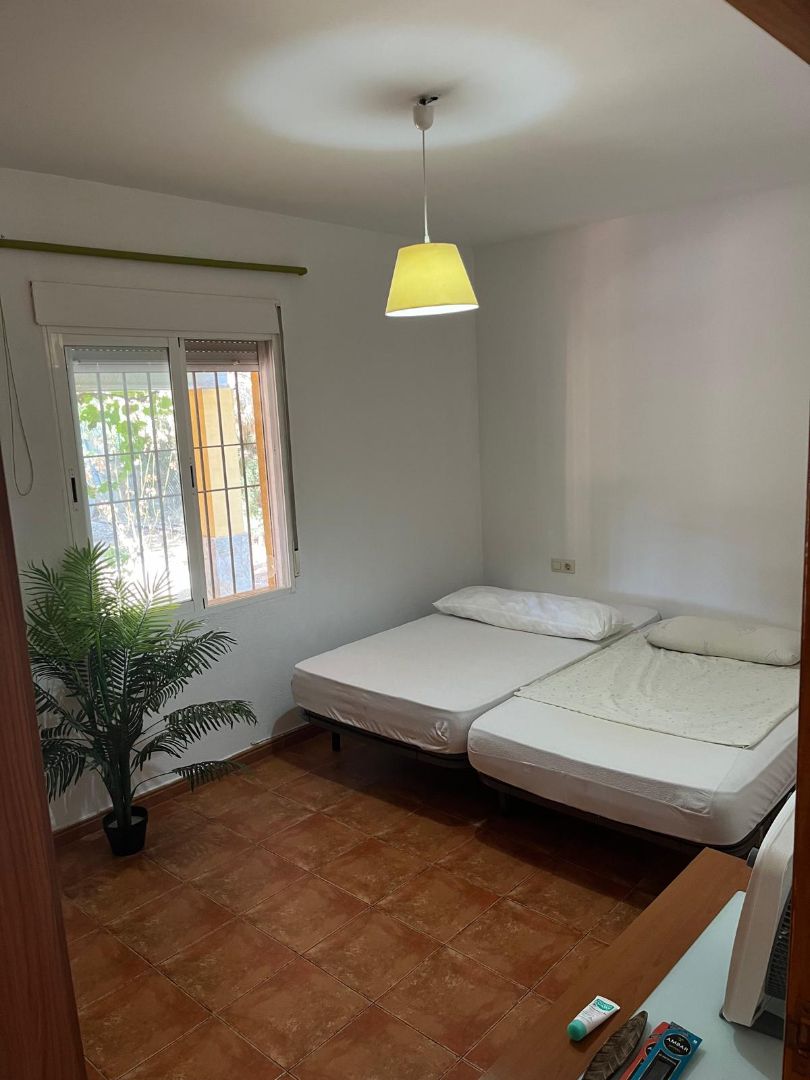 Dormitori de Casa o xalet en venda en Villarrobledo amb Aire condicionat, Jardí privat i Terrassa