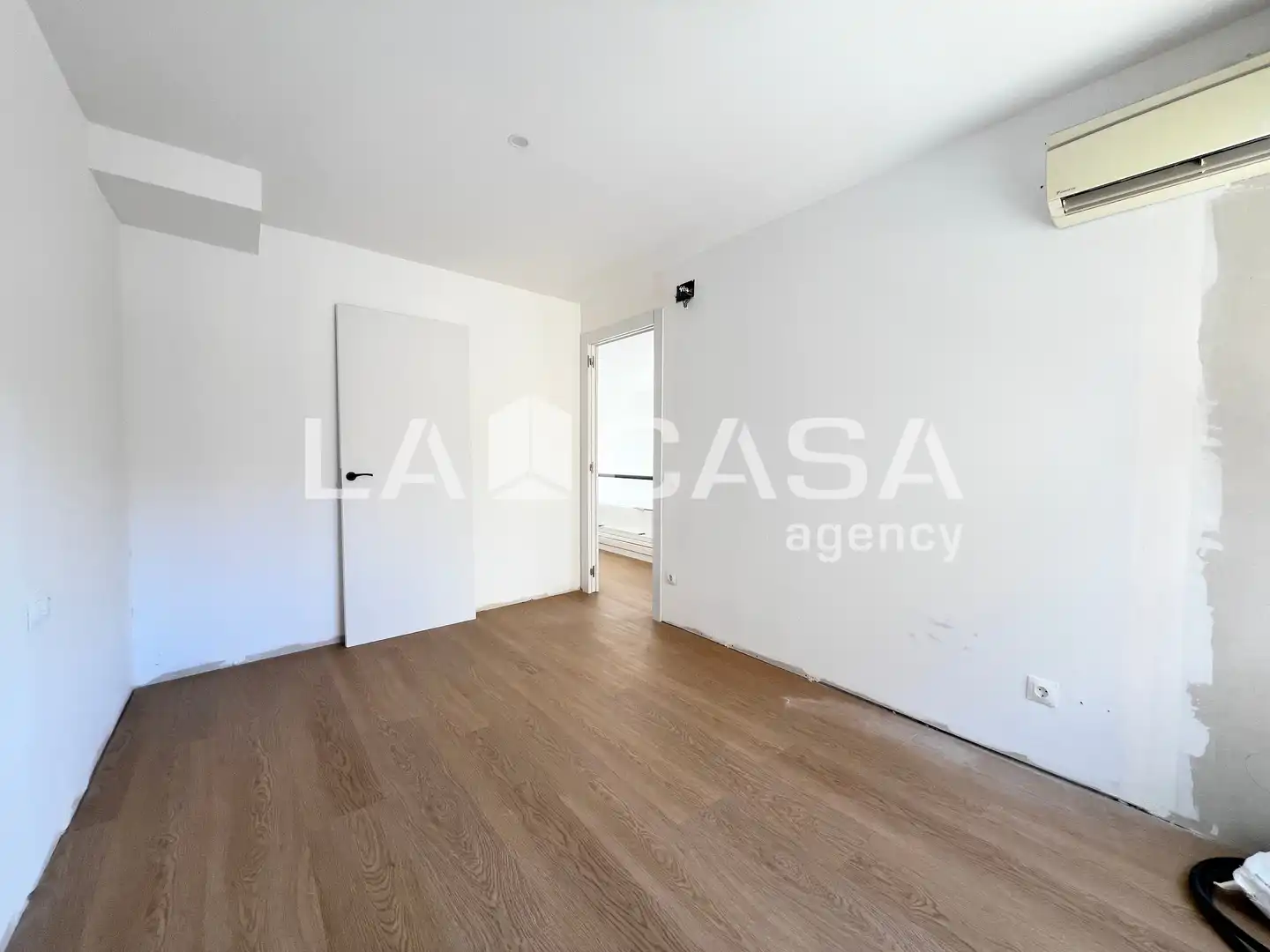 Maisonette zum Verkauf in Badalona mit Klimaanlage