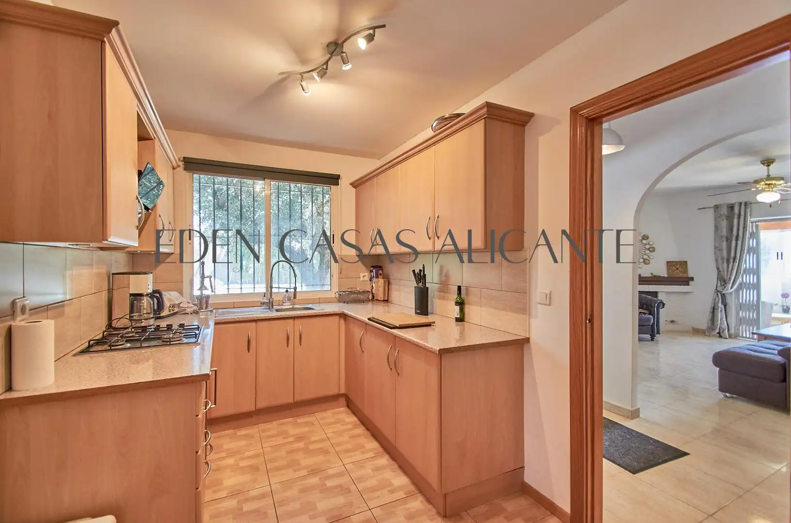 Cocina de Casa o chalet en venta en Busot con Aire acondicionado, Calefacción y Jardín privado