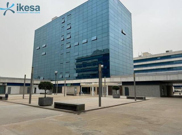 Garaje en Venta en Palmete