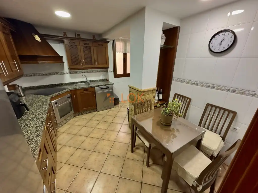 Cocina de Piso en venta en Málaga con Aire acondicionado, Jardín privado y Terraza