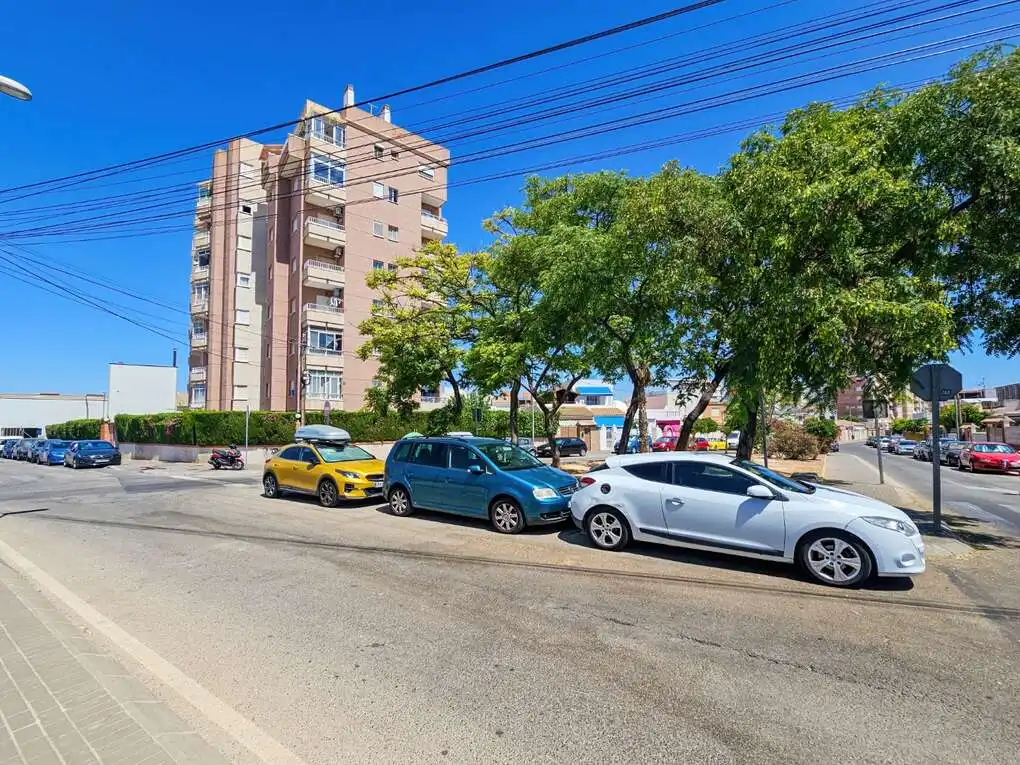 Parking de Piso en venta en Torrevieja con Aire acondicionado y Calefacción
