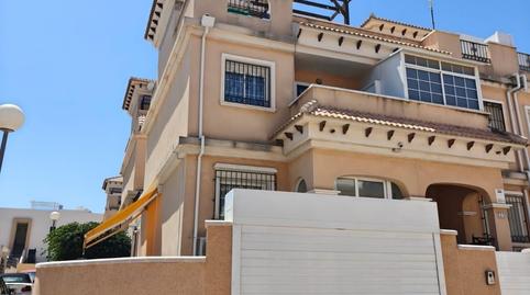 Foto 2 de Dúplex en venta en Los Almendros, Alicante